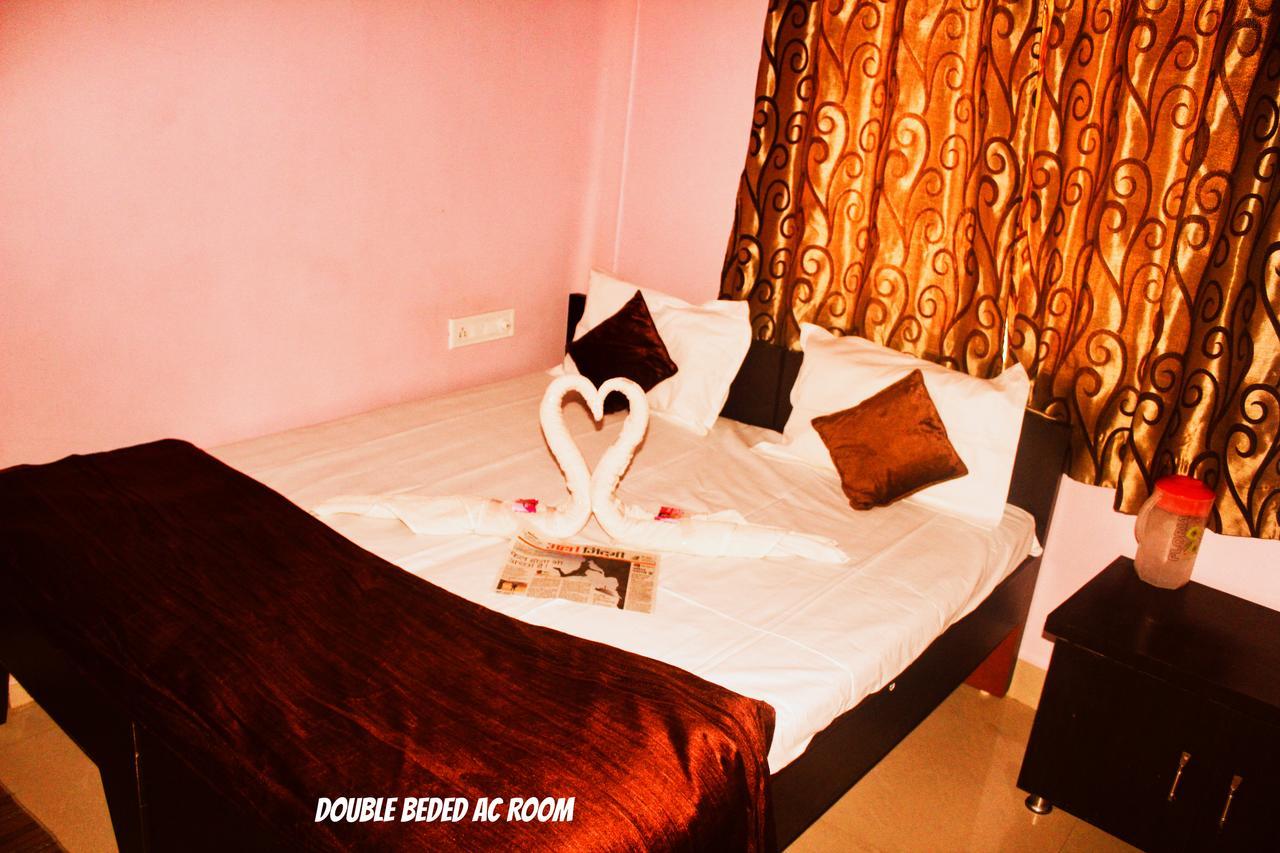 Mansarovar Guest House Ujjain Extérieur photo