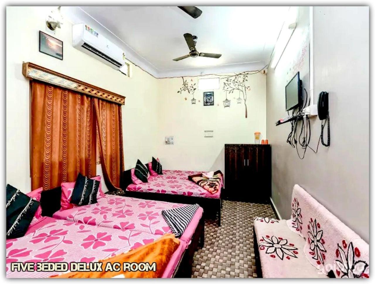 Mansarovar Guest House Ujjain Extérieur photo